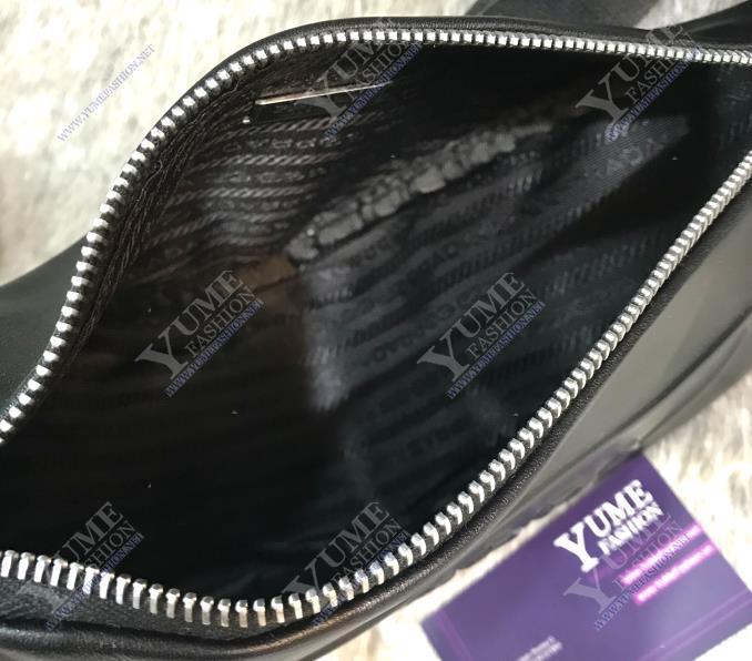 TÚI XÁCH PRADA Prada Triangle leather shoulder bag TXH4202D |  8.500.000 ₫