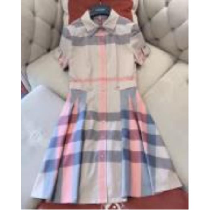 ÁO NỮ BURBERRY 