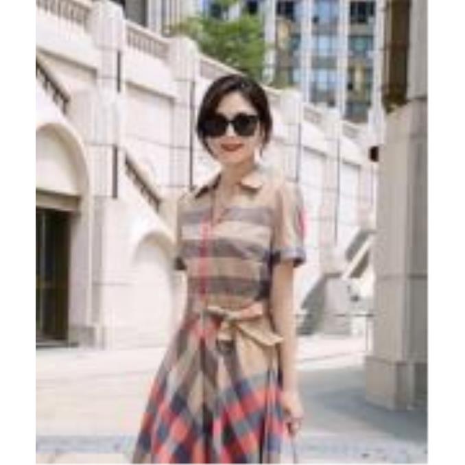 ÁO NỮ BURBERRY 