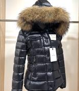 ÁO NỮ MONCLER 