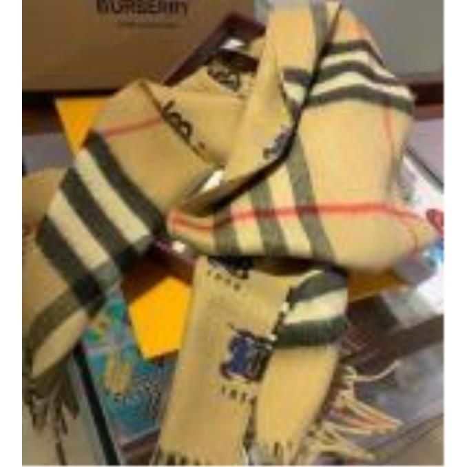 KHĂN CHOÀNG BURBERRY 