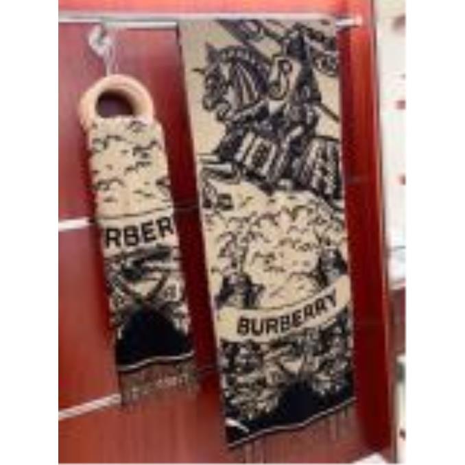 KHĂN CHOÀNG BURBERRY 