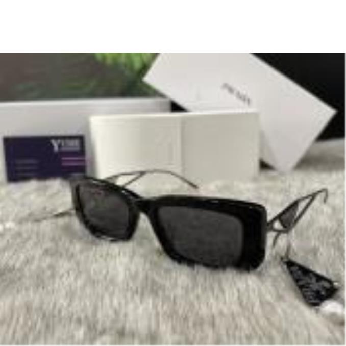 MẮT KÍNH PRADA 