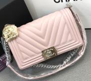 TÚI XÁCH CHANEL BOY V LAMBSKIN