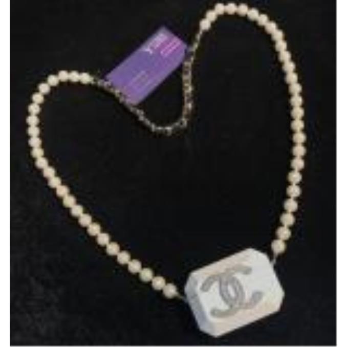 TÚI XÁCH CHANEL Airpod Case