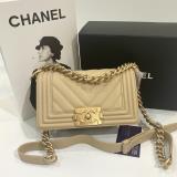 TÚI XÁCH CHANEL Boy 20 V Lambskin Leather