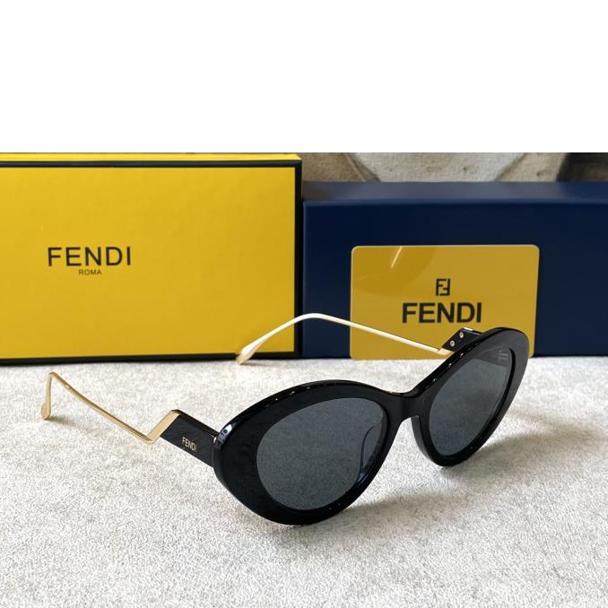 MẮT KÍNH FENDI&nbsp;M?t Kính Fendi