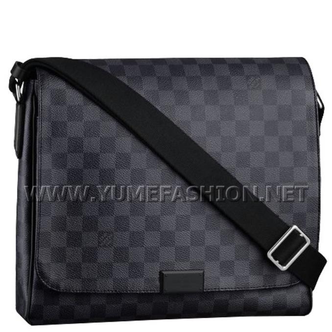 Túi Xách LV DISTRICT MM