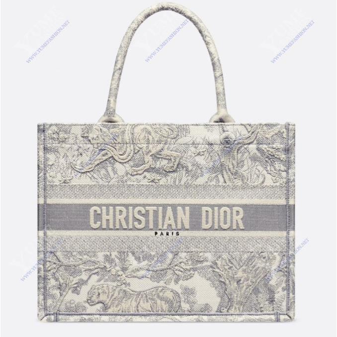 TÚI XÁCH DIOR&nbsp;Medium Book Tote 36